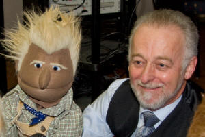 Puppeteer Ken Bishop teaches puppetry and camps, performs at special events, schools, festivals and company parties.